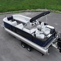 Larson LX 850 Classic SF