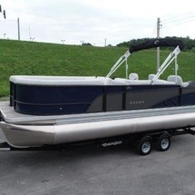 Larson LX 850 Classic SF