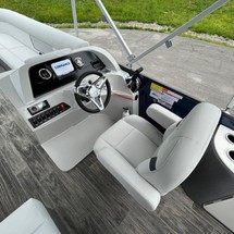 Larson LX 850 Classic SF