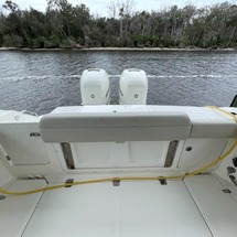 Boston Whaler 330 Outrage