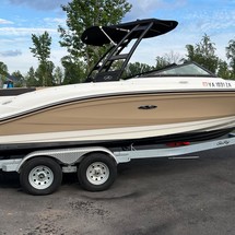 Sea Ray SPX 210