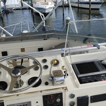 Hatteras 77 Convertible