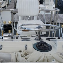 Hatteras 77 Convertible