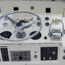 Hatteras 77 Convertible