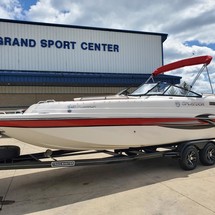 Splendor 240 cuddy cabin