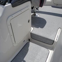 Splendor 240 cuddy cabin