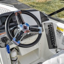 Splendor 240 cuddy cabin