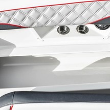 Splendor 240 cuddy cabin