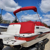 Splendor 240 cuddy cabin