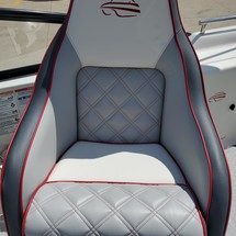 Splendor 240 cuddy cabin