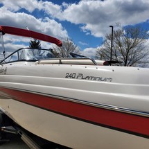 Splendor 240 cuddy cabin