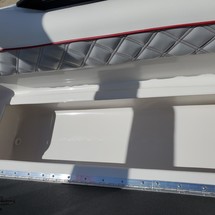 Splendor 240 cuddy cabin