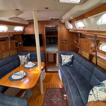 Catalina 380