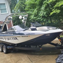 Malibu Wakesetter 23 LSV