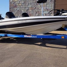 Triton 21 trx dc