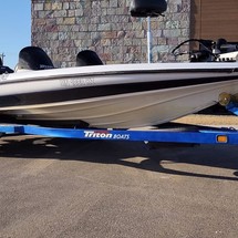 Triton 21 trx dc