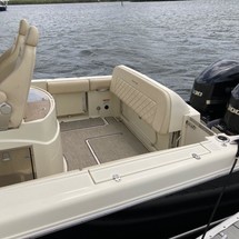 Chris-Craft Catalina 30