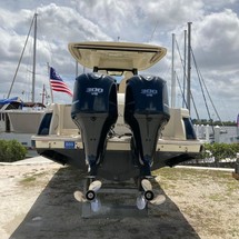 Chris-Craft Catalina 30