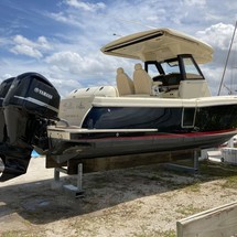 Chris-Craft Catalina 30