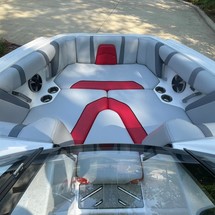 Malibu Wakesetter 21 MLX
