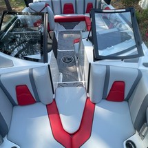 Malibu Wakesetter 21 MLX