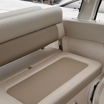 Boston Whaler 320 Vantage