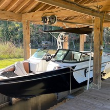 Super Air Nautique 230