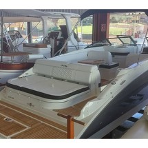 Sea Ray 270 SDX OB