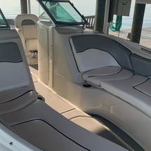 Sea Ray 240 Sundeck