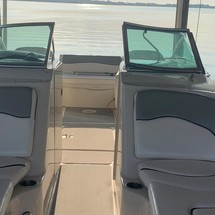 Sea Ray 240 Sundeck