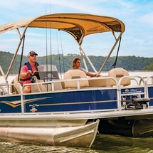 Sun Tracker Bass Buggy 18 DLX