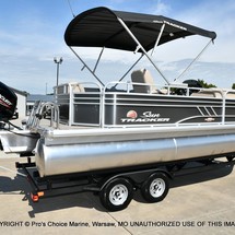 Sun Tracker Party Barge 20 DLX
