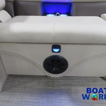 Premier Pontoons Navigator 220