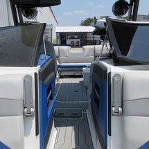 Malibu Wakesetter 24 MXZ