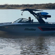 Malibu Wakesetter 22 MXZ