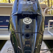 Sun Tracker Party Barge 18 DLX