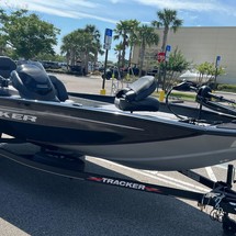 Tracker Pro Team 175 TXW