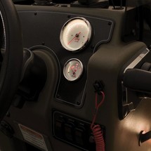 Tracker Grizzly 2072 CC Sportsman Kicker