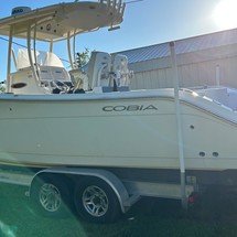 Cobia 217 center console
