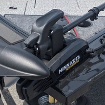 Tracker Targa V-19 WT