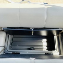 Sun Tracker Fishin Barge 20 DLX