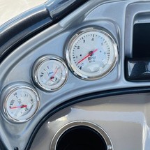 Sun Tracker Fishin Barge 20 DLX