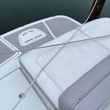 Sea Ray 240 Sundeck