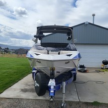Malibu Wakesetter 23 LSV