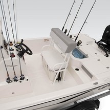 Mako Pro Skiff 19 CC