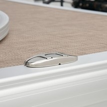 Sun Tracker Party Barge 22 DLX