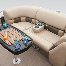 Sun Tracker Party Barge 22 DLX