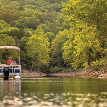 Sun Tracker Bass Buggy 18 DLX