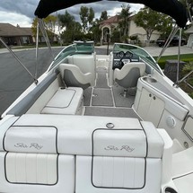 Sea Ray 260 Sundeck