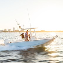 Boston Whaler 210 Montauk